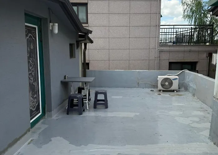 이화 업힐 루프탑 아파트 *